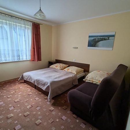 Fala Pokoje Goscinne Wladyslawowo Exterior foto