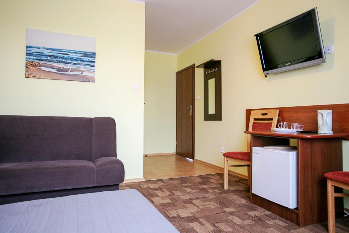 Fala Pokoje Goscinne Wladyslawowo Exterior foto